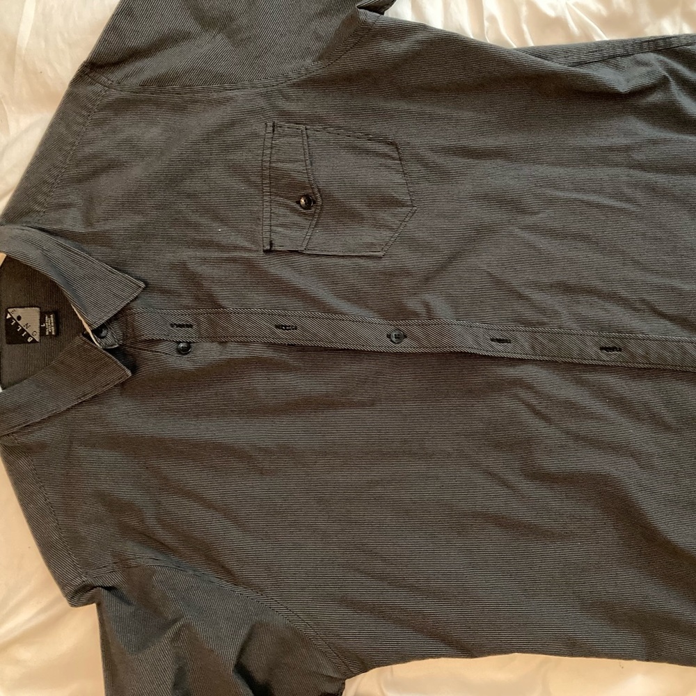 Billabong button down - Picture 3 of 3